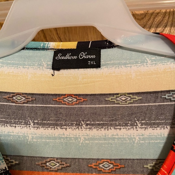 Ladies Southern Charm 2X top - Picture 3 of 6
